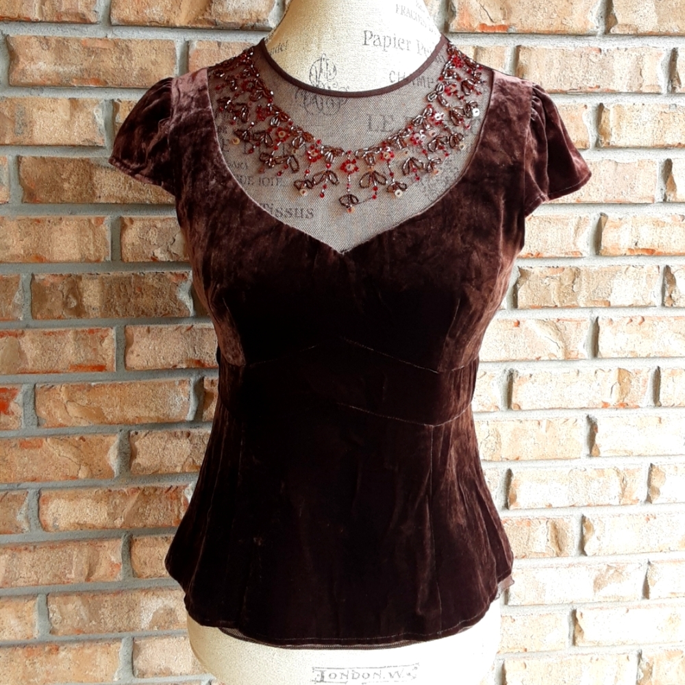 Nanette Lepore Chocolate Brown Velvet Cap Sleeve Special Occasion Holiday Top.